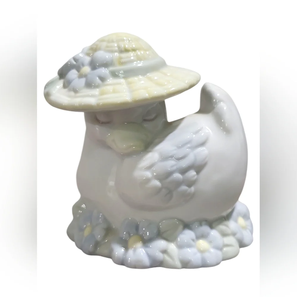 Enesco Vintage Porcelain Duck Night Light 5.5×4.5 In. 1989 EUC Made In Taiwan